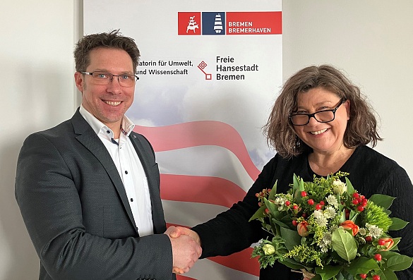 Volker Schneider Kühn und Irene Strebl freuen sich auf die künftige Zusammenarbeit für ein nachhaltiges Bremen. Foto: Pressestelle SUKW