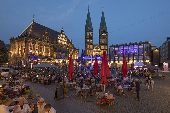 Der Marktplatz war erneut der Mittelpunkt der Musikfest-Eröffnung. Foto: Nikolai Wolff/fotoetage