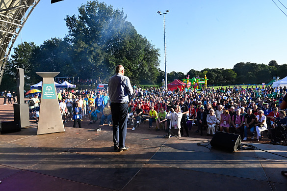 Bürgermeister Andreas Bovenschulte, Schirmherr der Special Olympics Landesspiele in Bremen , erklärte die Spiele offiziell für eröffnet. Foto: Senatspressestelle